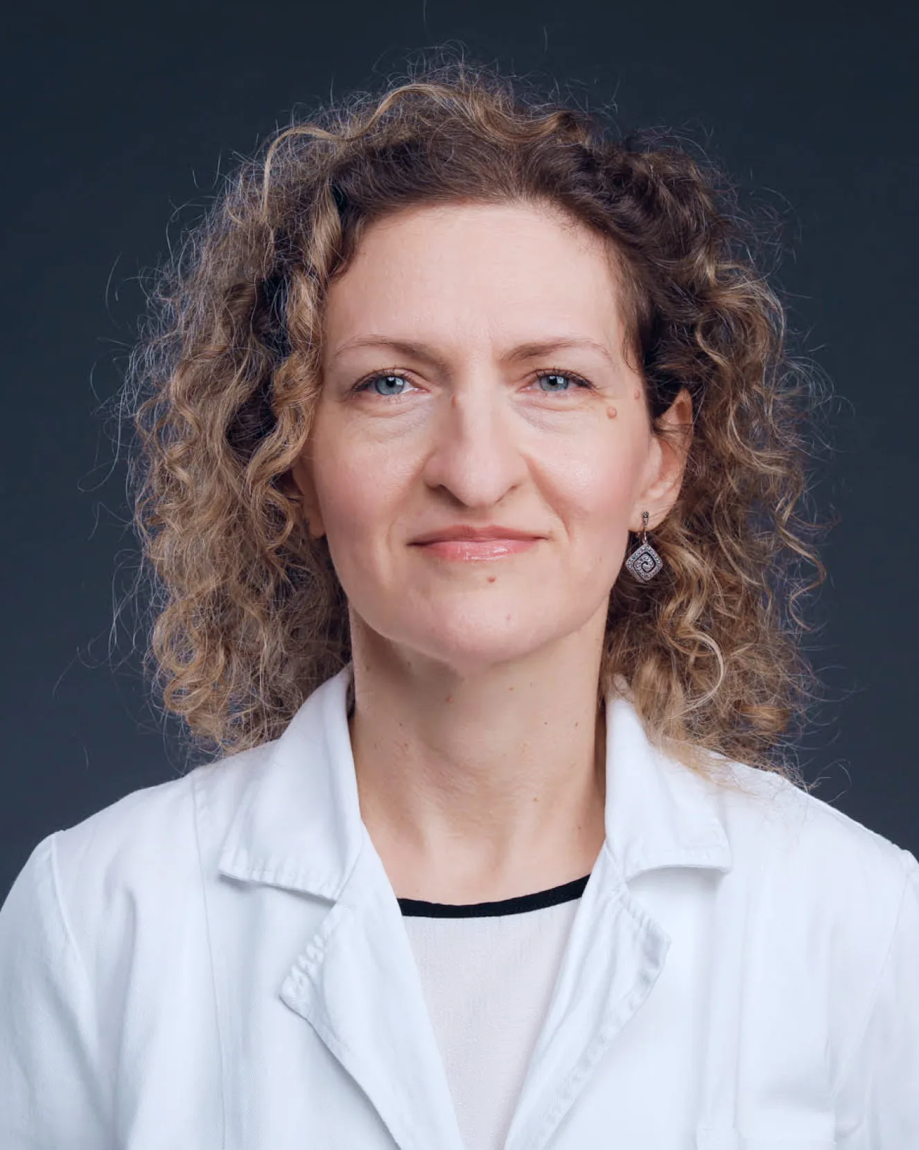 Doc dr Bojana Dačić Krnjaja oftalmolog specijalista za bolesti i hirurgiju rožnjače keratokonusa i katarakte ordinacija Oftalmologija Sjaj Beograd