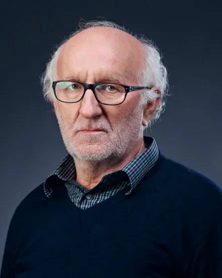 Prof dr Miroslav Kovačević neurolog urgentna medicina specijalista za glavobolje migrene i bolesti centralnog nervnog sistema ordinacija Oftalmologija Sjaj Beograd