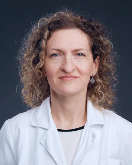 Doc dr Bojana Dačić Krnjaja oftalmolog specijalista za bolesti i hirurgiju rožnjače keratokonusa i katarakte ordinacija Oftalmologija Sjaj Beograd